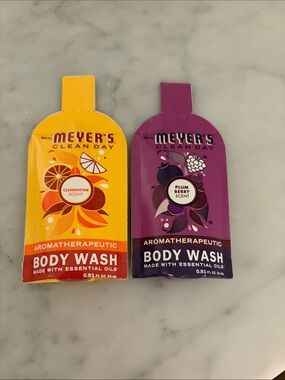 Mrs. Meyer's Aromatherapeutic Body Wash - Clementine & Plum Berry (Sample Pack)